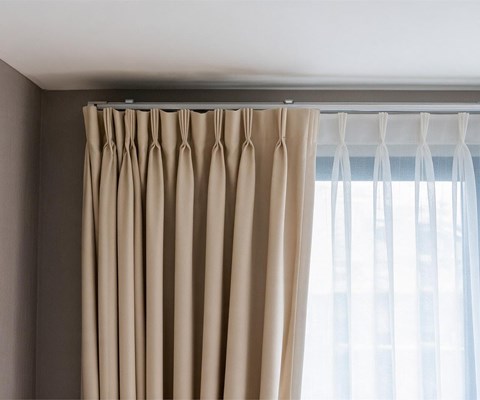 7 errores que todo el mundo comete al colgar cortinas