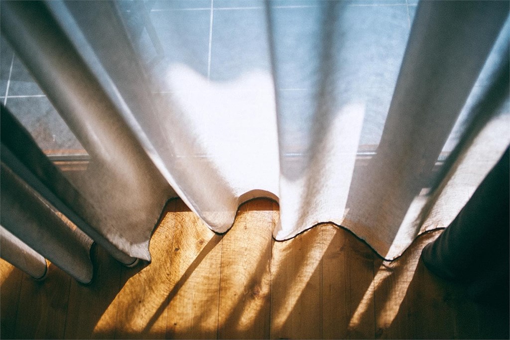 ¿Cómo elegir las cortinas adecuadas para tu hogar?