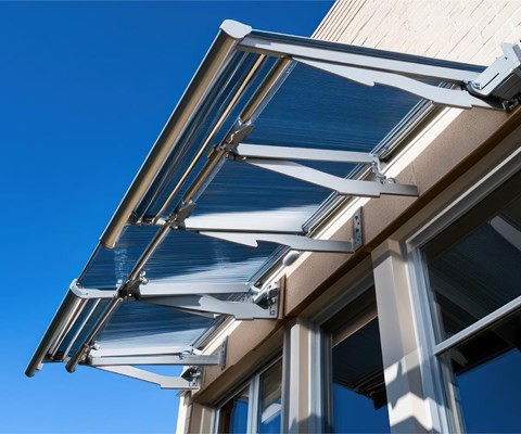 ¿Necesitas un permiso para instalar un toldo?